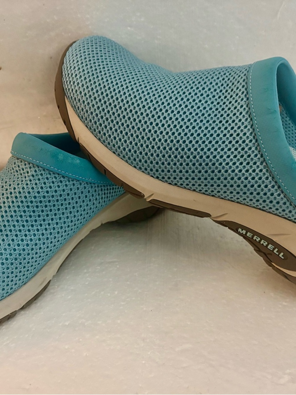 Merrell Women's Aqua Mesh Slip-On Sneakers Size 9
